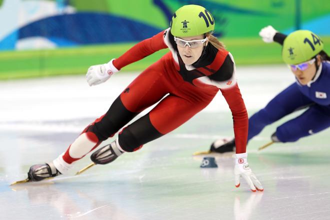 Jessica Gregg wins silver for Canada